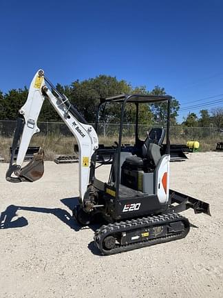 2020 Bobcat E20 Equipment Image0