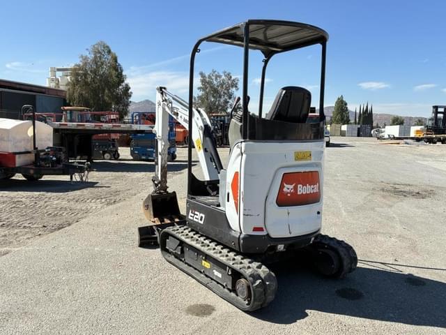 Image of Bobcat E20 equipment image 3