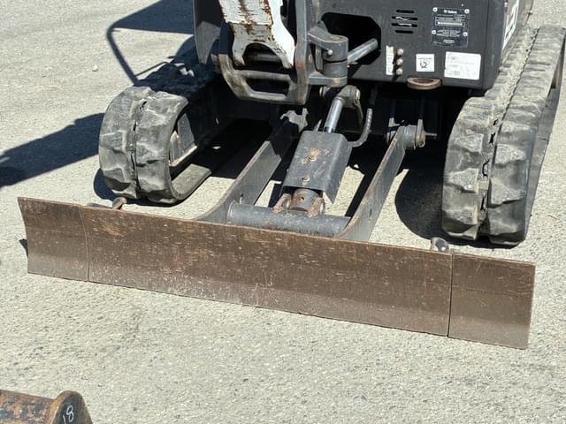 Image of Bobcat E20 equipment image 4