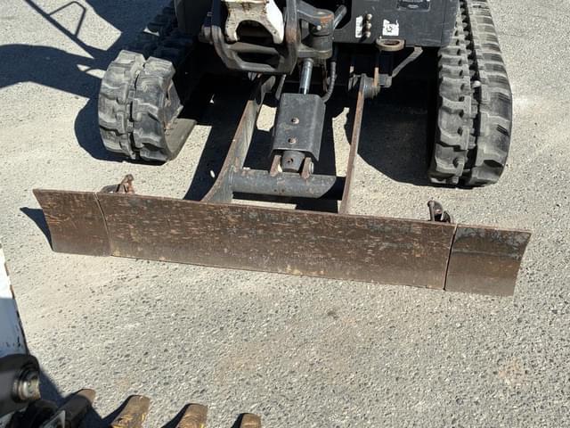 Image of Bobcat E20 equipment image 4