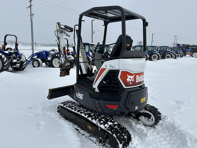 Image of Bobcat E26 equipment image 3