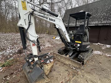 Main image Bobcat E26