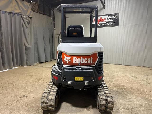 Image of Bobcat E26 equipment image 3