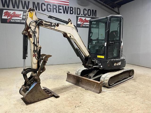 Image of Bobcat E26 equipment image 1