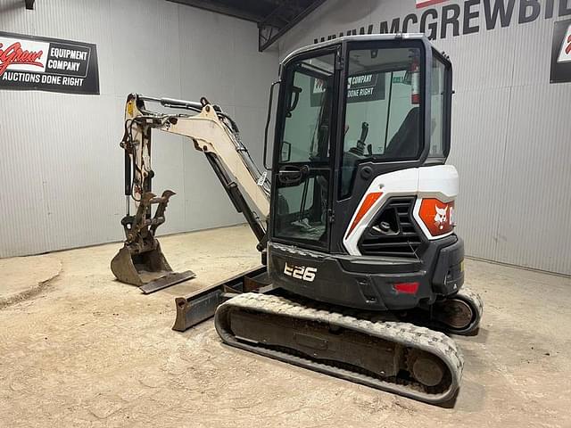 Image of Bobcat E26 equipment image 2