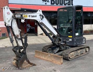 Main image Bobcat E32i