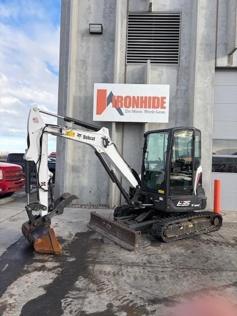2020 Bobcat E35 Equipment Image0