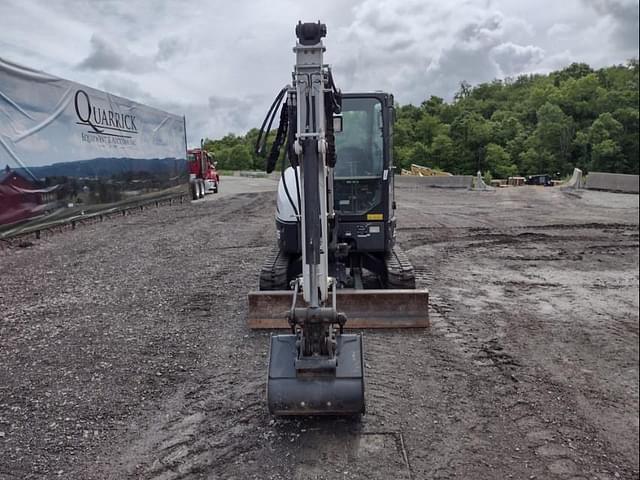 Image of Bobcat E35 equipment image 1