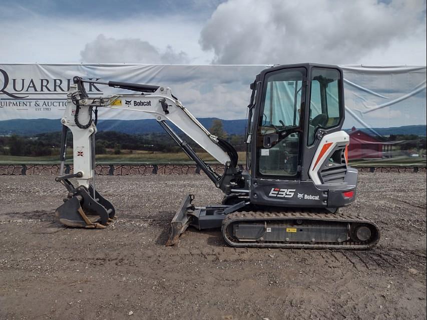 Image of Bobcat E35 Primary image