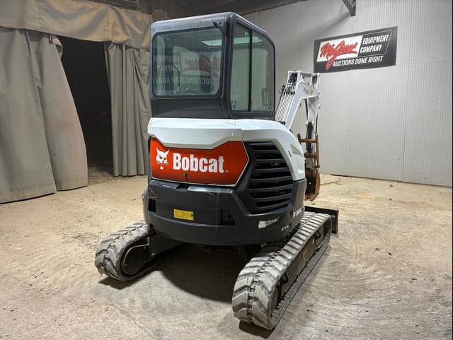 Image of Bobcat E35 equipment image 3