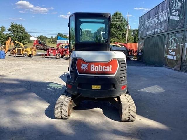 Image of Bobcat E35 equipment image 2