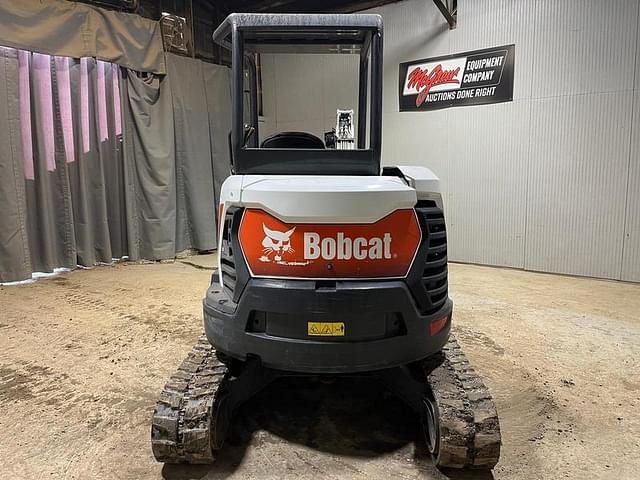 Image of Bobcat E35 equipment image 3