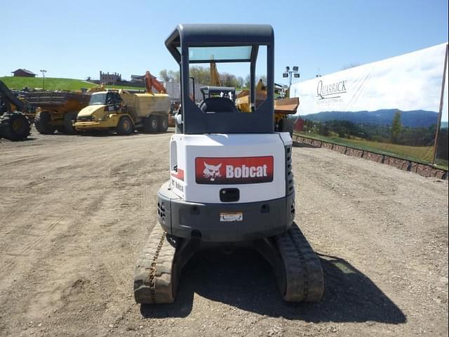 Image of Bobcat E26 equipment image 3