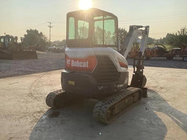 Image of Bobcat E35i equipment image 3