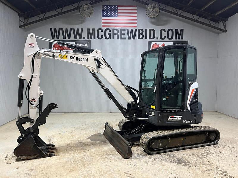 Image of Bobcat E35i Primary image