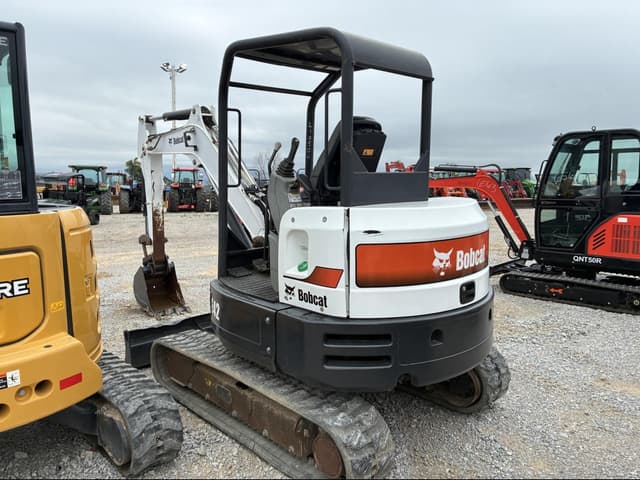 Image of Bobcat E42 equipment image 3