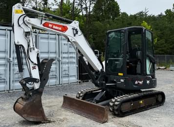 Main image Bobcat E42