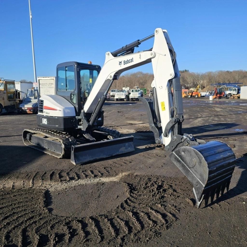 Main image Bobcat E45