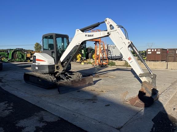 Image of Bobcat E50 equipment image 3