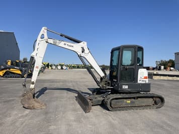 Main image Bobcat E50