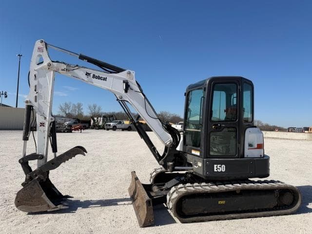 Image of Bobcat E50 equipment image 1