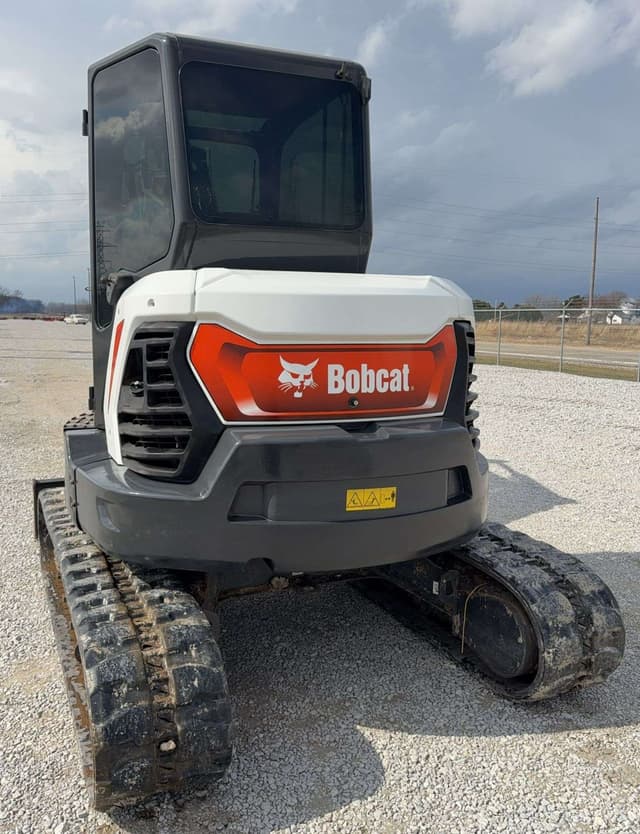 Image of Bobcat E50 equipment image 4
