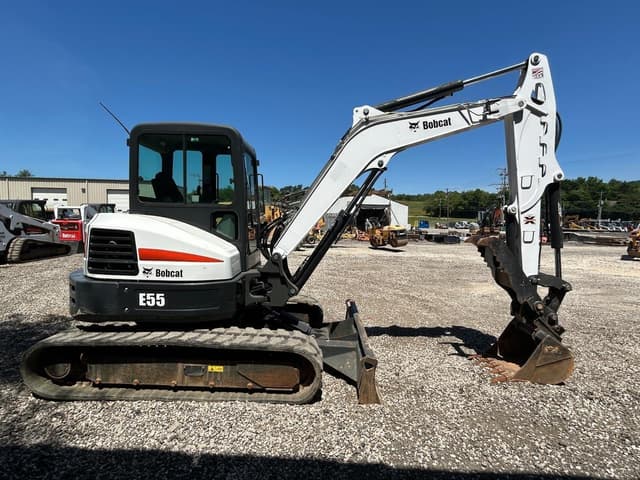 Image of Bobcat E55 equipment image 4