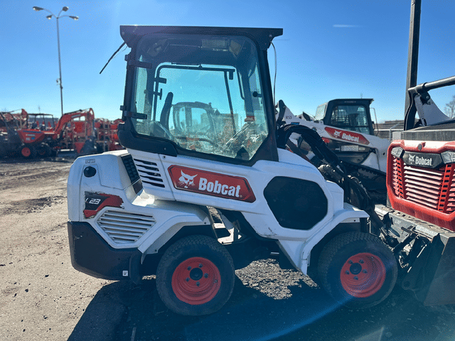 Image of Bobcat L23 equipment image 4
