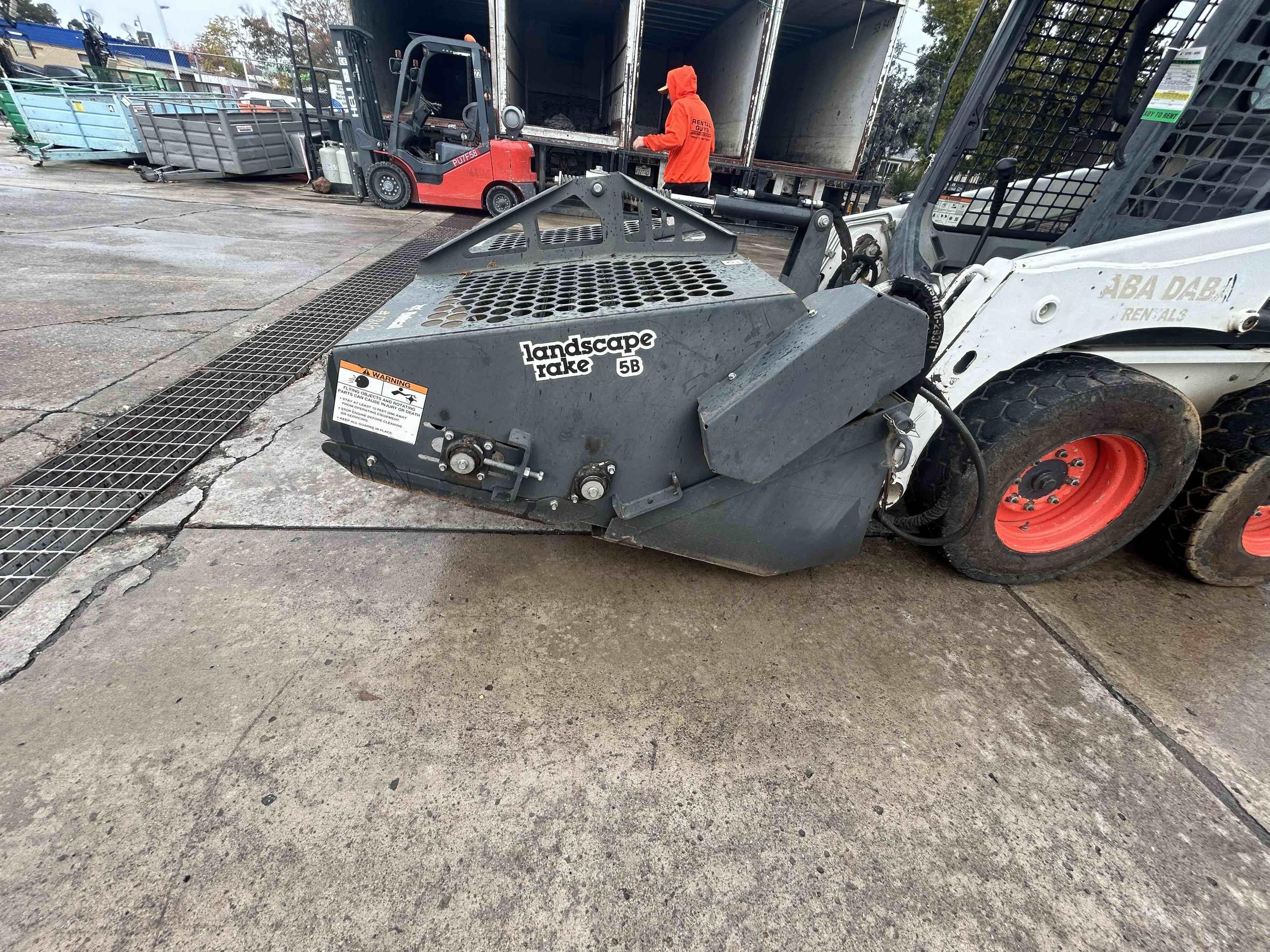 2020 Bobcat LR5B Equipment Image0