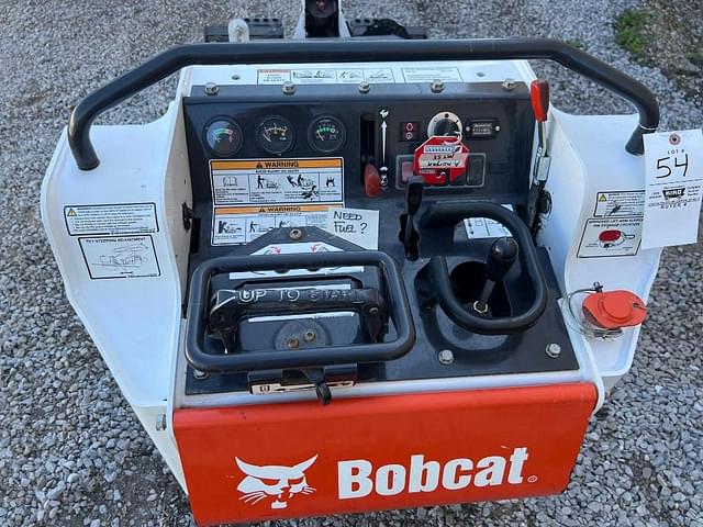 Image of Bobcat MT55 equipment image 4