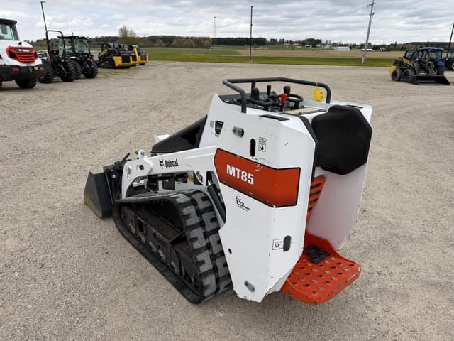 Image of Bobcat MT85 equipment image 2
