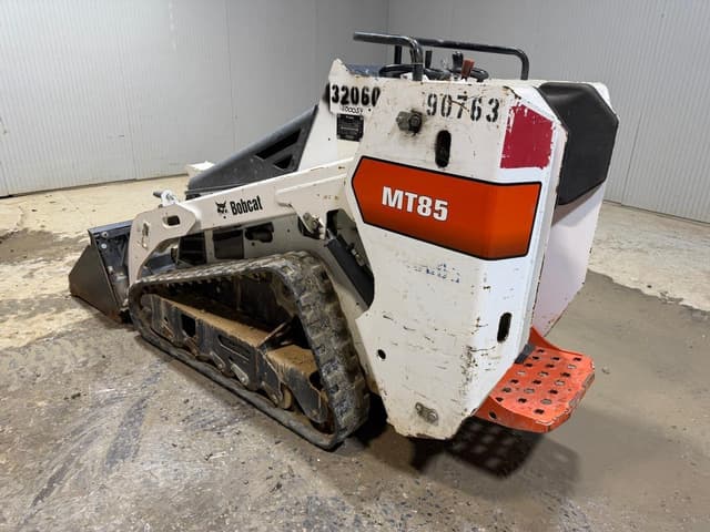 Image of Bobcat MT85 equipment image 2