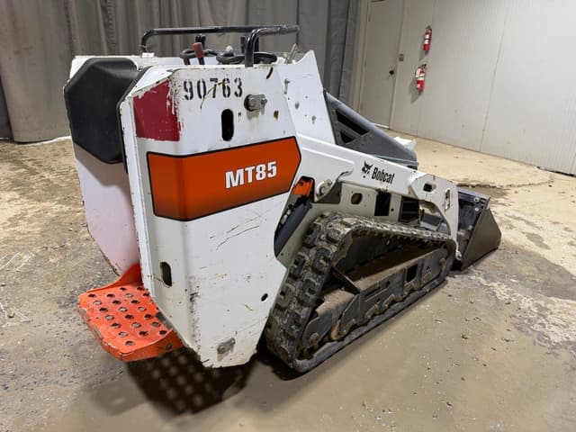 Image of Bobcat MT85 equipment image 4