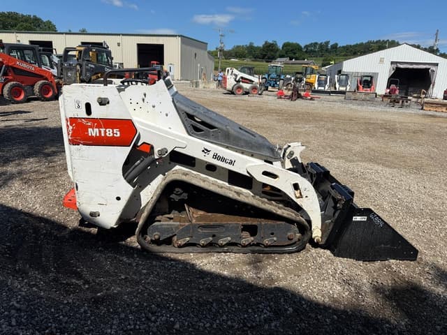 Image of Bobcat MT85 equipment image 4