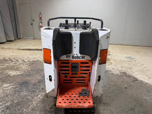 Image of Bobcat MT85 equipment image 3
