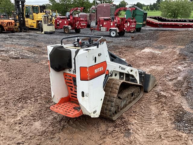 Image of Bobcat MT85 equipment image 4