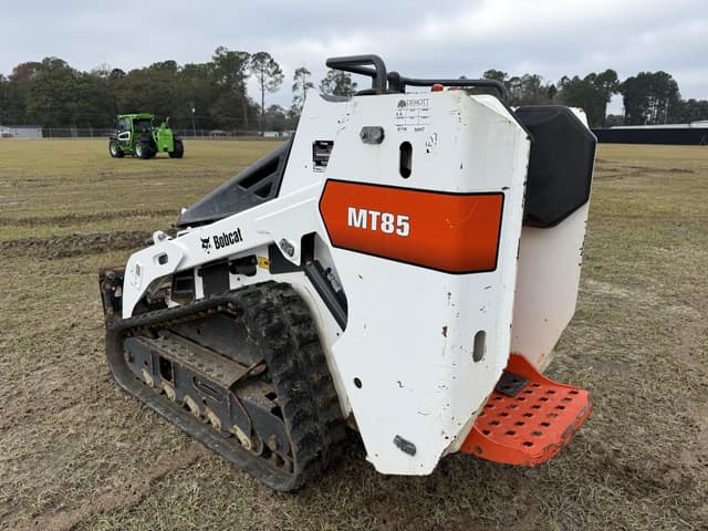 Image of Bobcat MT85 equipment image 2