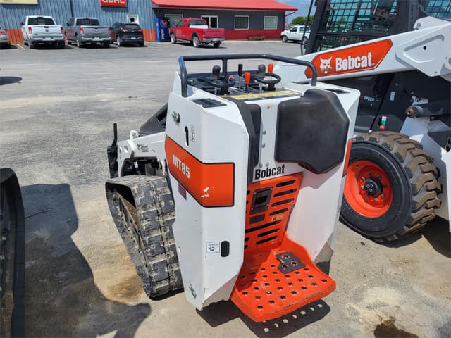 Image of Bobcat MT85 equipment image 3