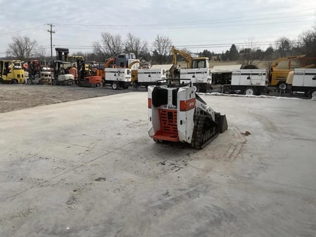 Image of Bobcat MT85 equipment image 3