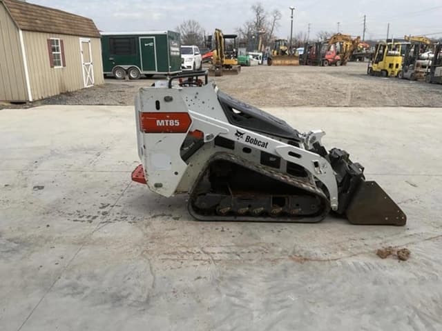 Image of Bobcat MT85 equipment image 4