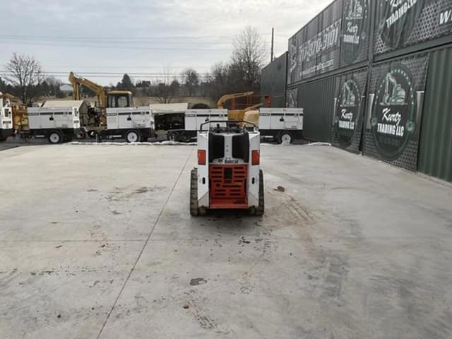 Image of Bobcat MT85 equipment image 2