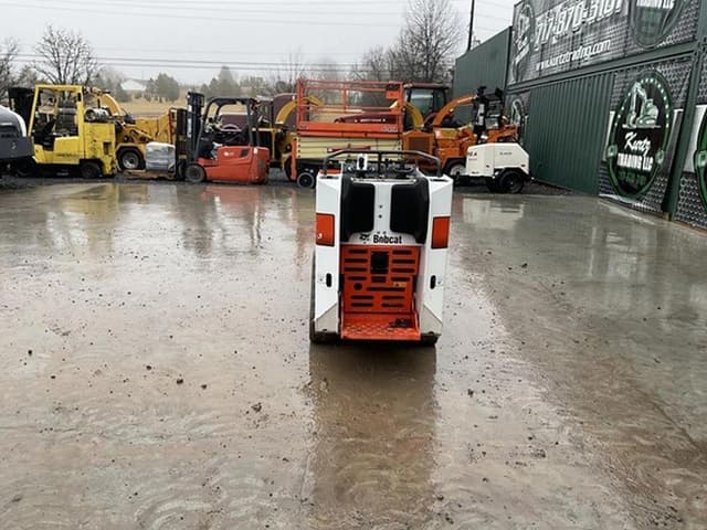 Image of Bobcat MT85 equipment image 2