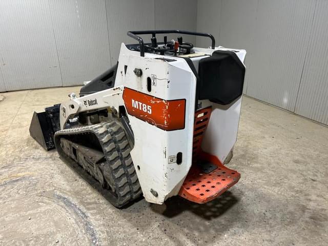 Image of Bobcat MT85 equipment image 2