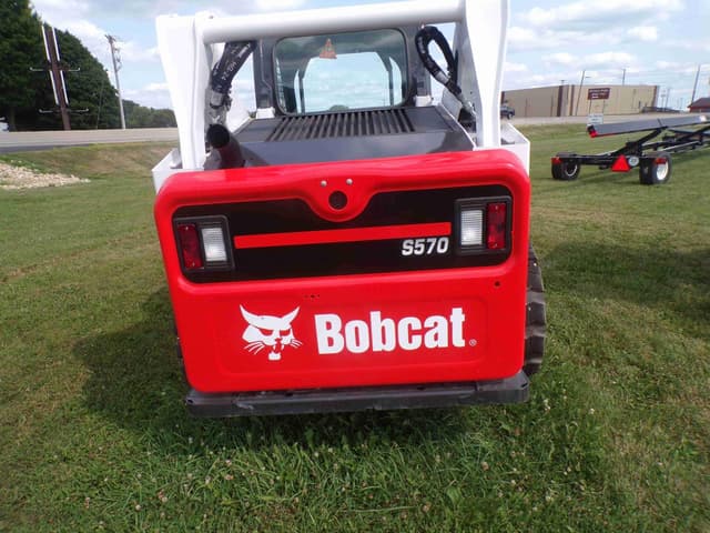 Image of Bobcat S570 equipment image 4