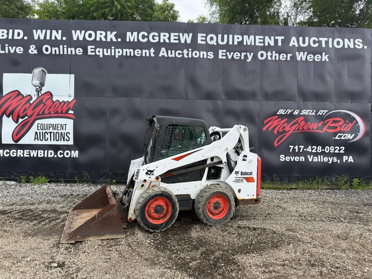 2020 Bobcat S570 Equipment Image0