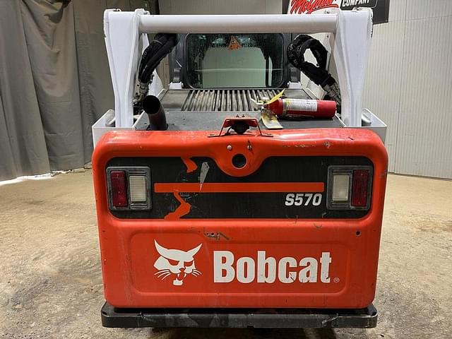 Image of Bobcat S570 equipment image 3