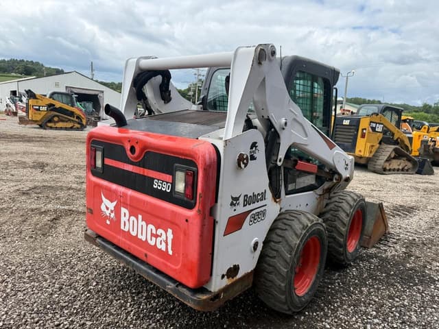 Image of Bobcat S590 equipment image 3