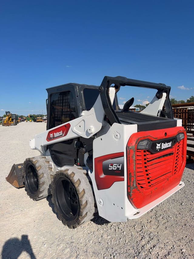 Image of Bobcat S64 equipment image 4
