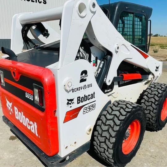 Image of Bobcat S650 equipment image 1