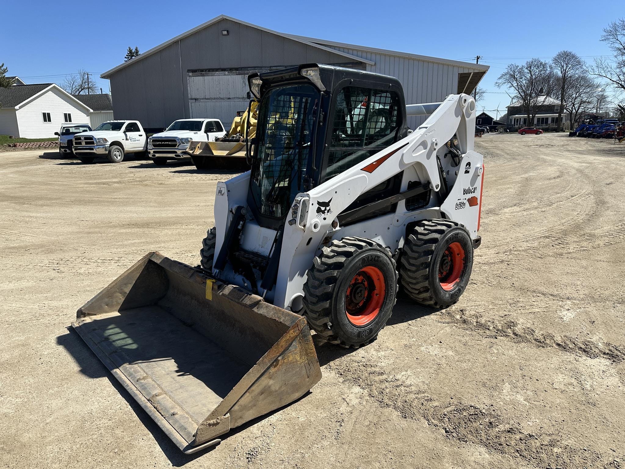 Main image Bobcat S650